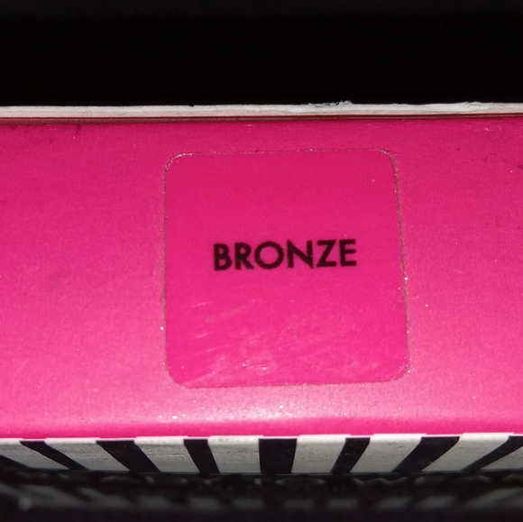 COPY - New Just Pearl Bronze Eyeshadow - Picture 6 of 6